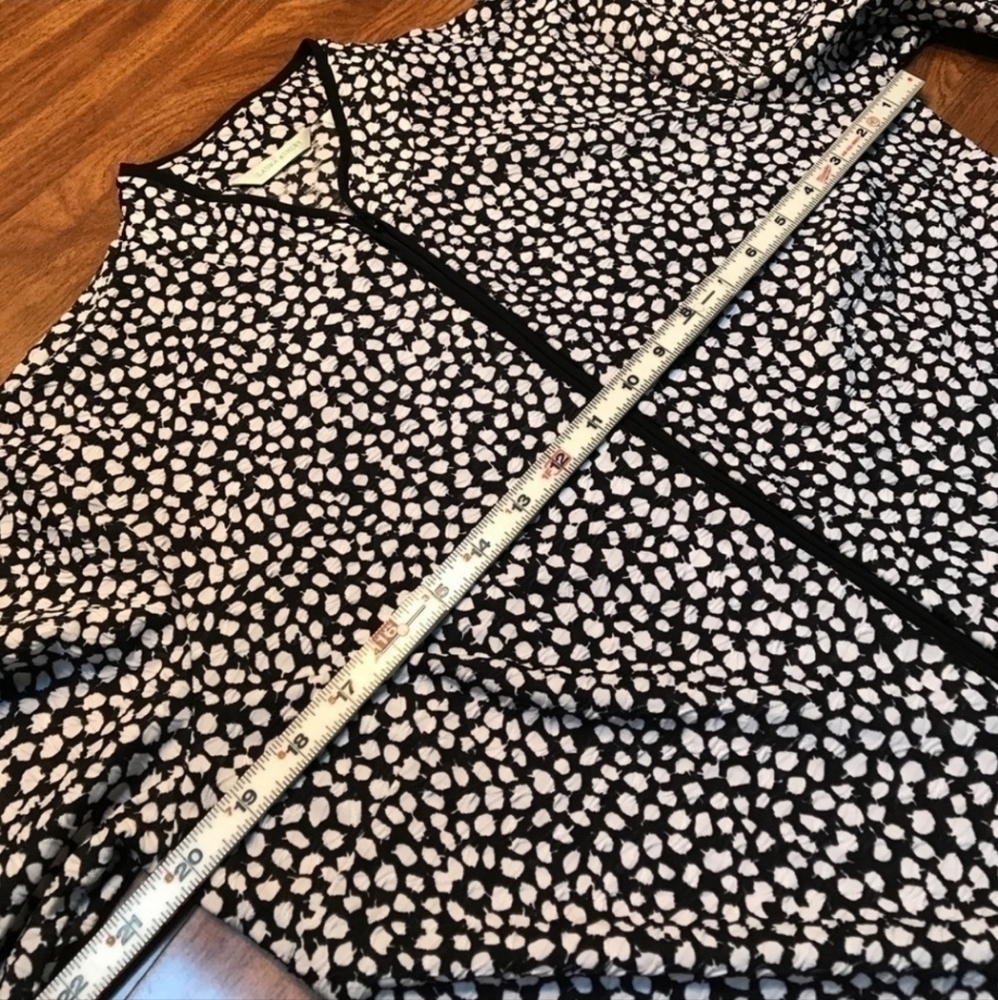 Laura Ashley Jacket Lightweight Searsucker Type Material Black White Medium - Picture 3 of 9